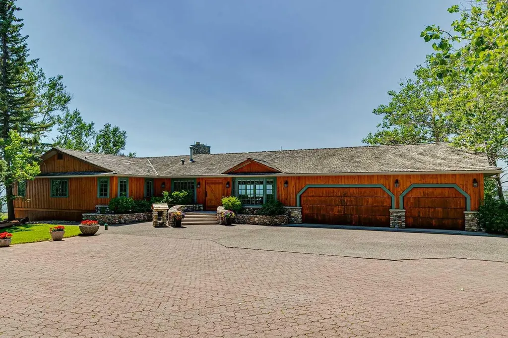 260097 Mountain Ridge Place Rural Rocky View County AB T4C 2Y1