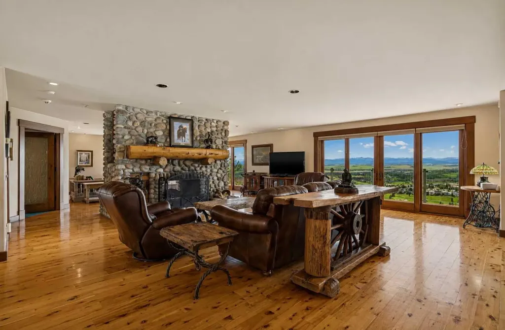 260097 Mountain Ridge Place Rural Rocky View County AB T4C 2Y1