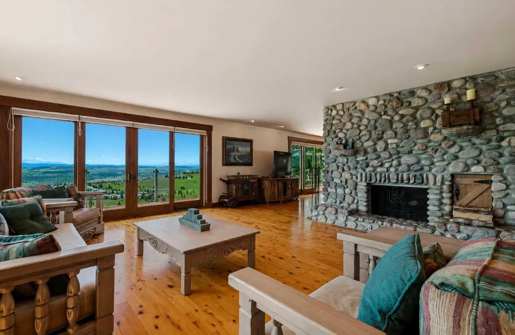 260097 Mountain Ridge Place Rural Rocky View County AB T4C 2Y1