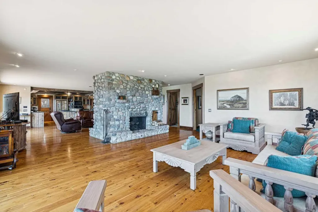 260097 Mountain Ridge Place Rural Rocky View County AB T4C 2Y1
