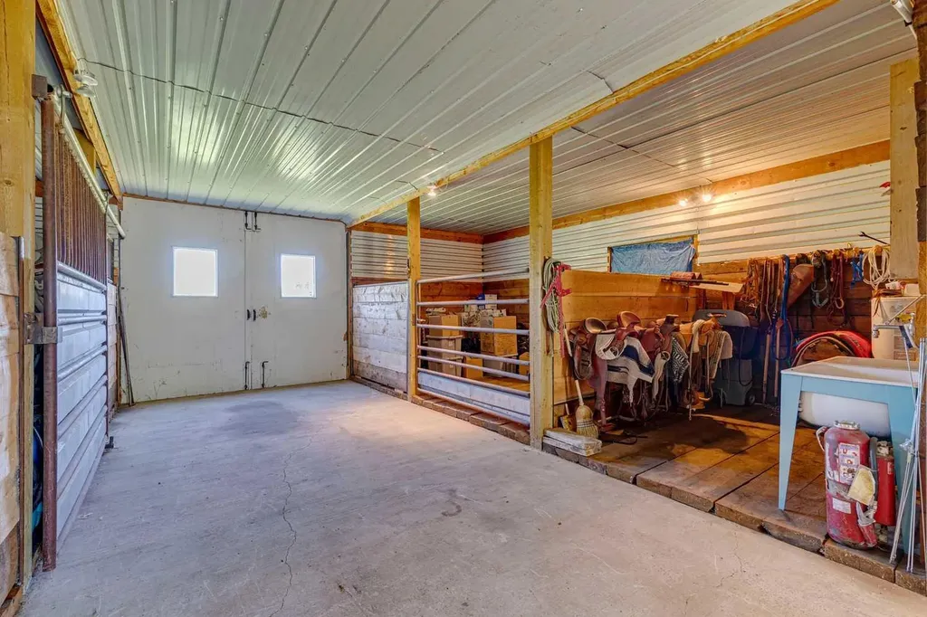 260097 Mountain Ridge Place Rural Rocky View County AB T4C 2Y1