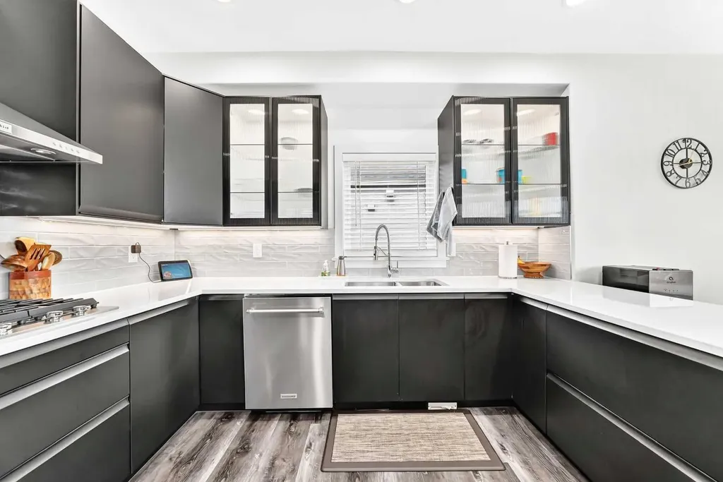 39 Ravine Drive Heritage Pointe AB T1S 4H3