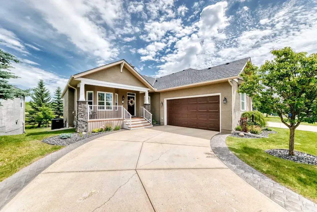 39 Ravine Drive Heritage Pointe AB T1S 4H3