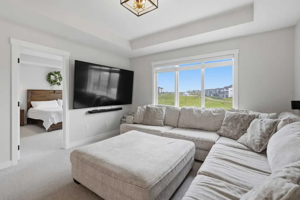 20 Highwood Drive Okotoks AB T1S5S3