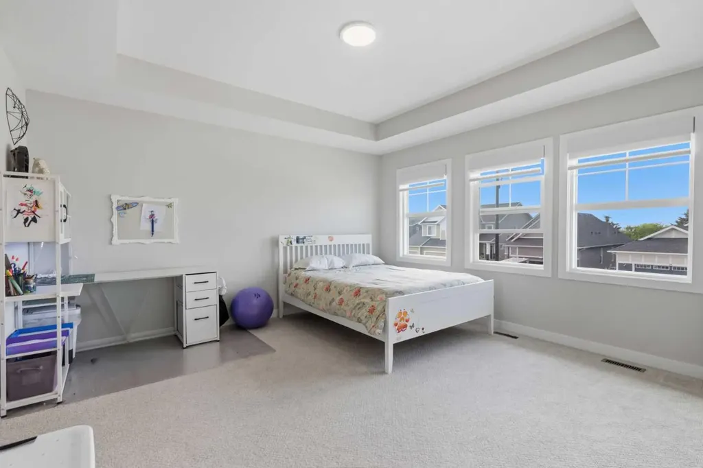 20 Highwood Drive Okotoks AB T1S5S3