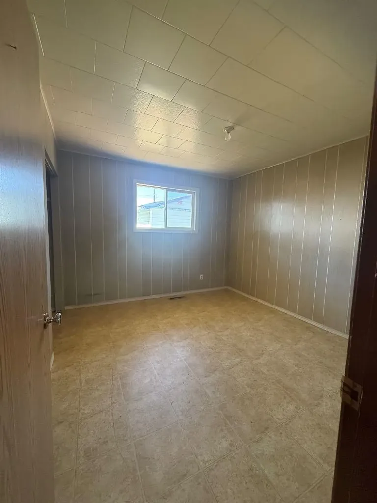 4807 O'brien Drive High Prairie AB T0G1E0