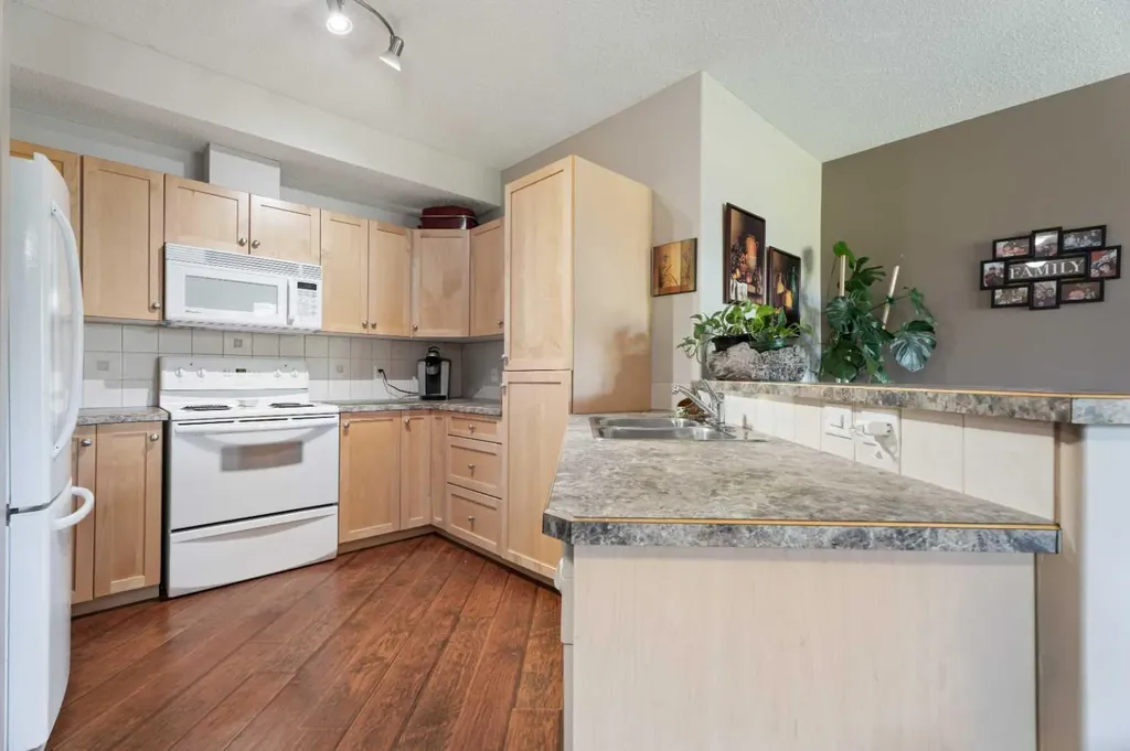 500 7 Street NW High River AB T1V 1T6