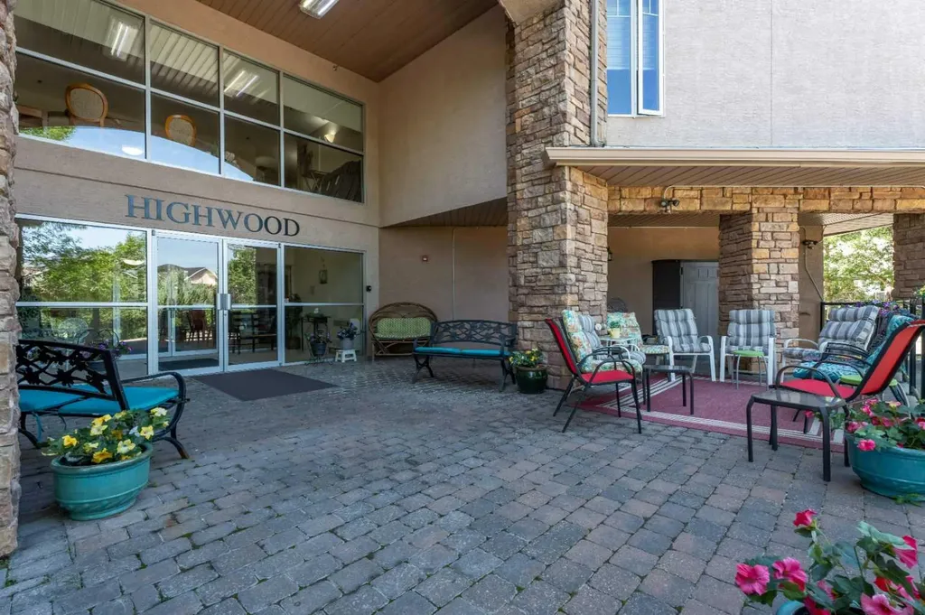 500 7 Street NW High River AB T1V 1T6