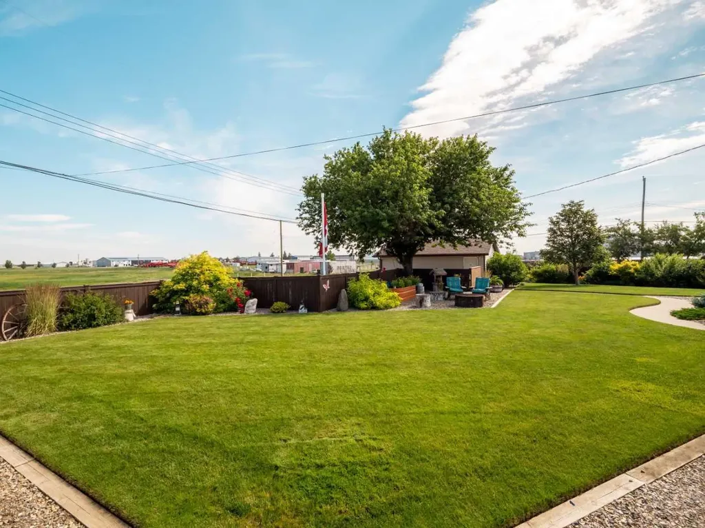 6109 57 Street Taber AB T1G 1K1