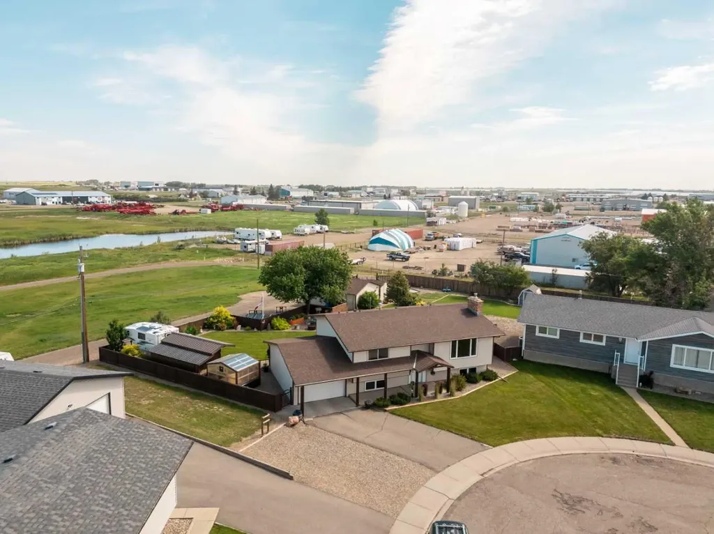6109 57 Street Taber AB T1G 1K1
