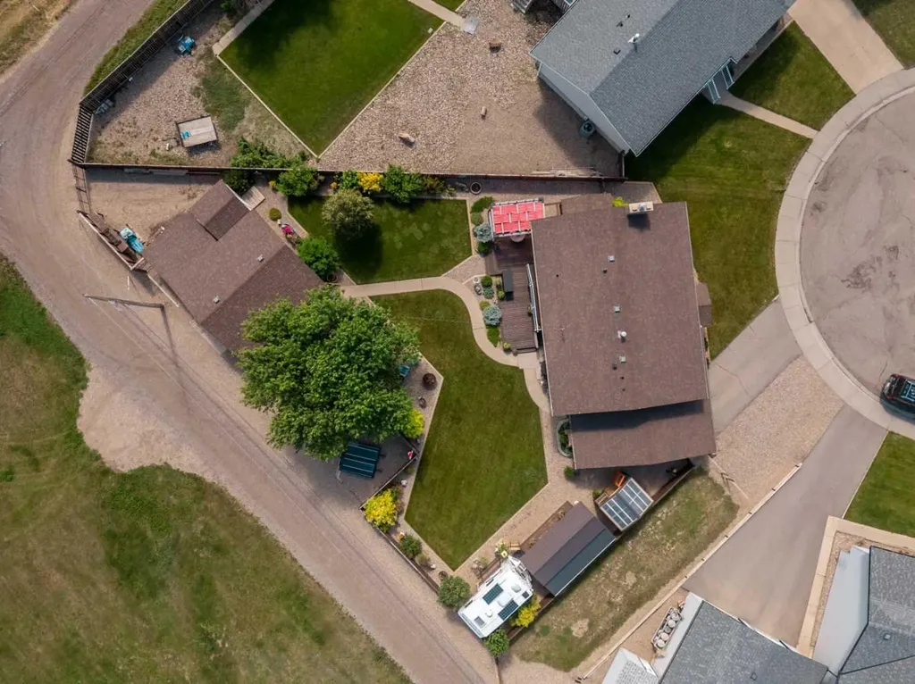 6109 57 Street Taber AB T1G 1K1
