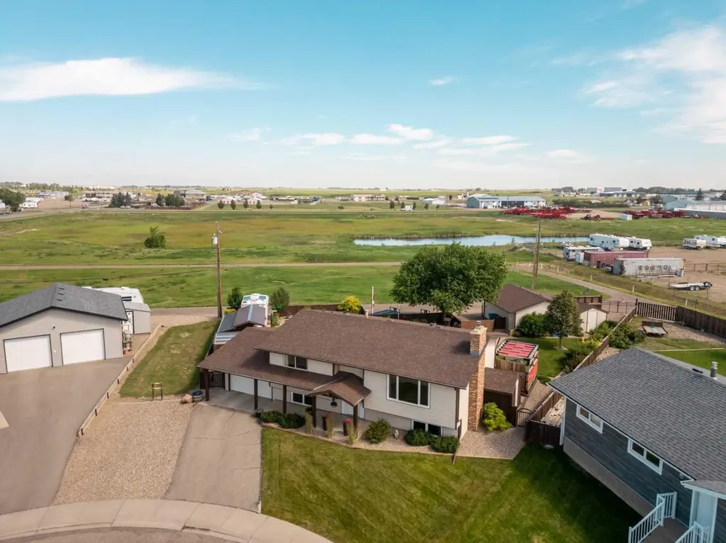 6109 57 Street Taber AB T1G 1K1