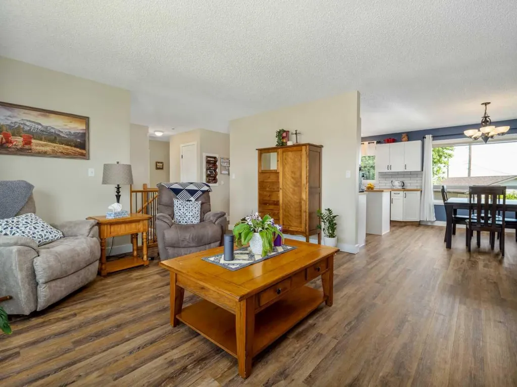 6109 57 Street Taber AB T1G 1K1