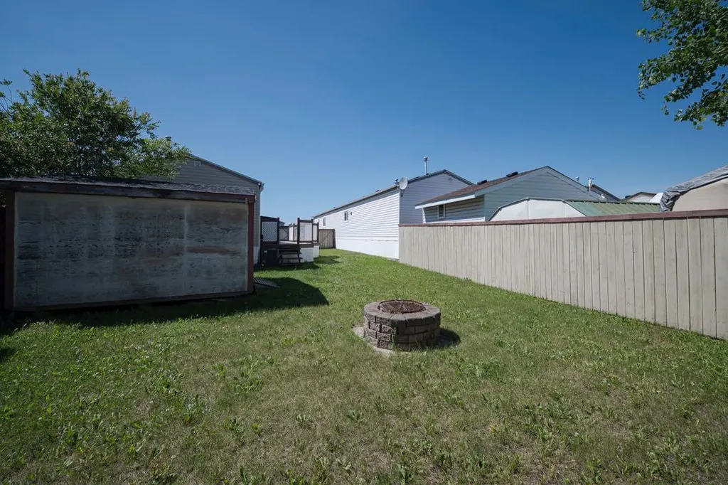 179 Grant Way Fort Mcmurray AB T9H 5J3