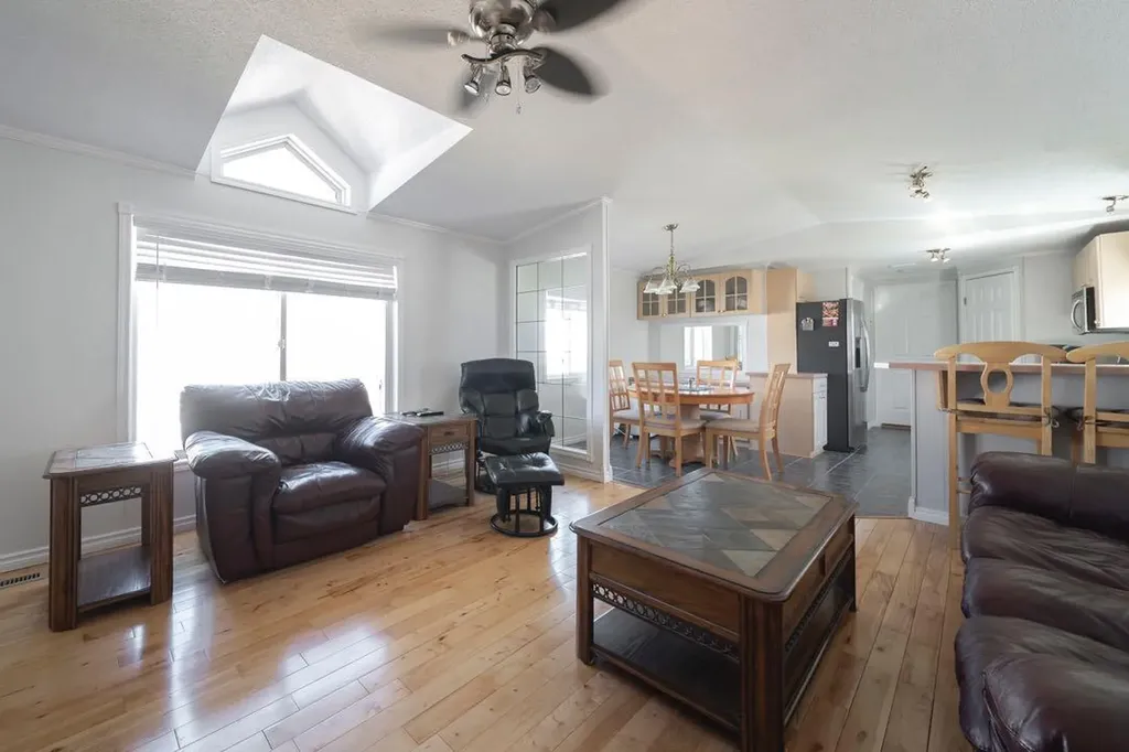 179 Grant Way Fort Mcmurray AB T9H 5J3