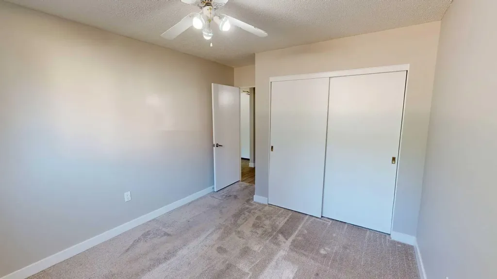9926 105 Avenue Grande Prairie AB T8V1G9