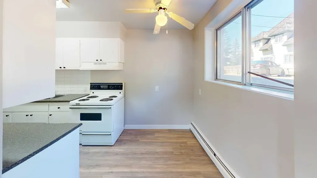 9926 105 Avenue Grande Prairie AB T8V1G9