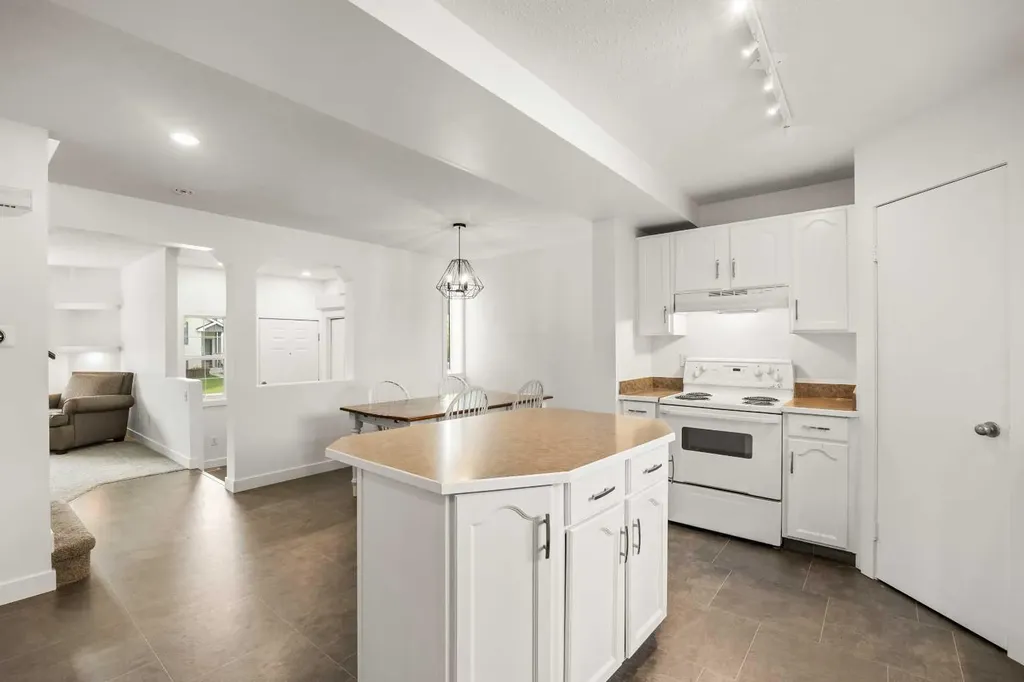 223 Coventry Road NE Calgary AB T3K 5H6