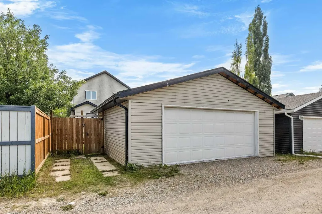 223 Coventry Road NE Calgary AB T3K 5H6