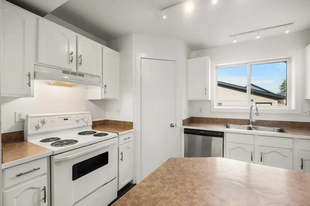 223 Coventry Road NE Calgary AB T3K 5H6