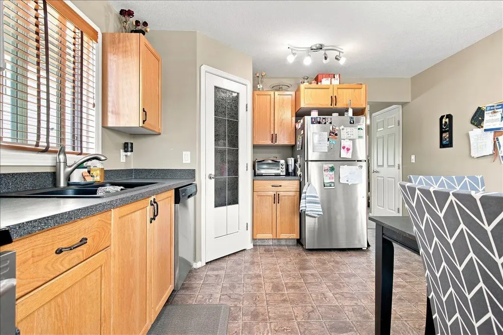 6918 88a Street Grande Prairie AB T8X0C1