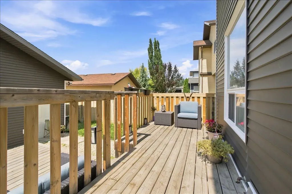 6918 88a Street Grande Prairie AB T8X0C1