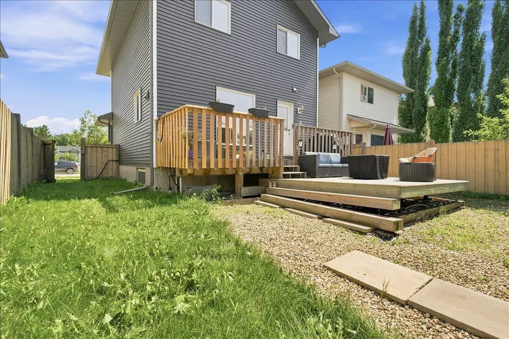 6918 88a Street Grande Prairie AB T8X0C1