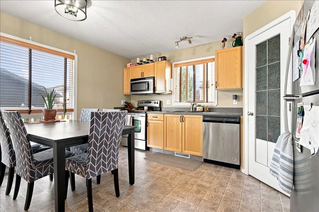 6918 88a Street Grande Prairie AB T8X0C1