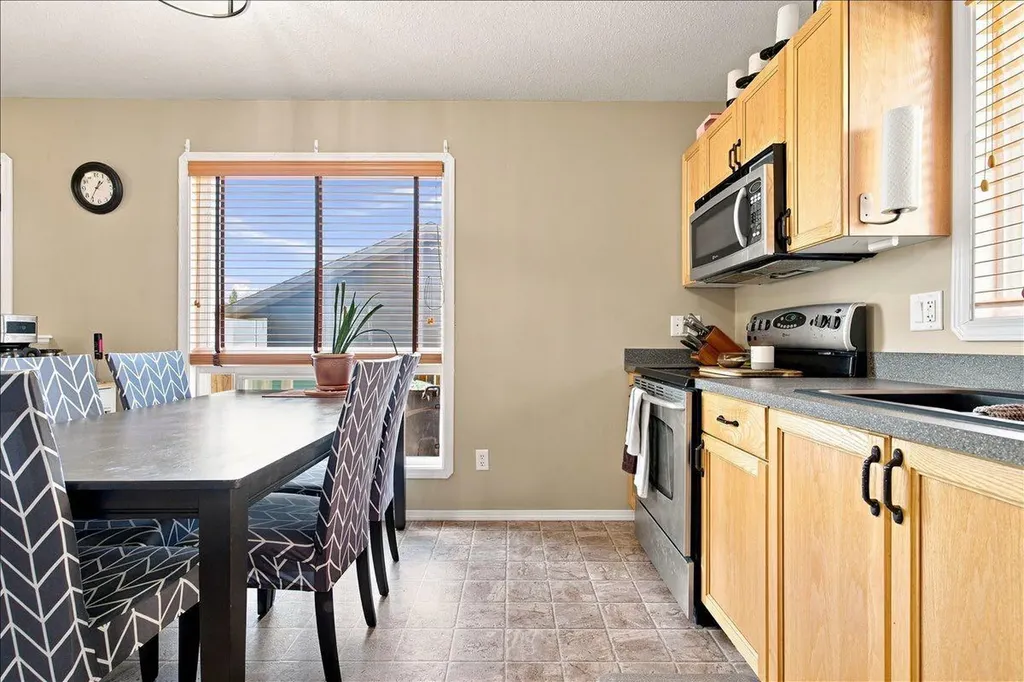 6918 88a Street Grande Prairie AB T8X0C1