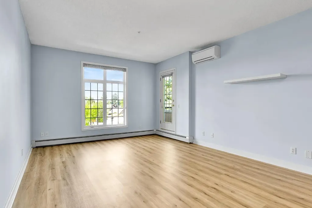 5201 Dalhousie Drive NW Calgary AB T3A 5Y7