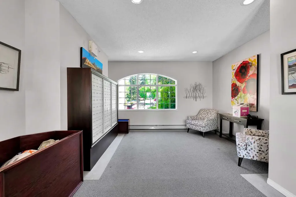 5201 Dalhousie Drive NW Calgary AB T3A 5Y7