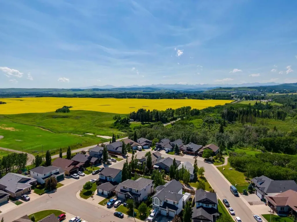 267 Willow Ridge Manor SW Diamond Valley AB T0L 0H0