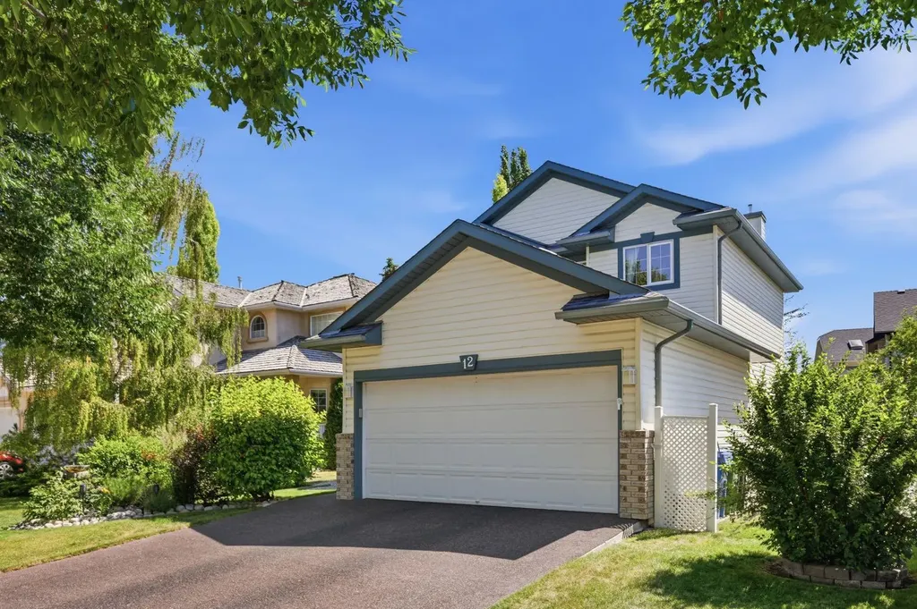12 Valley Glen Heights NW Calgary AB T3B 5R2