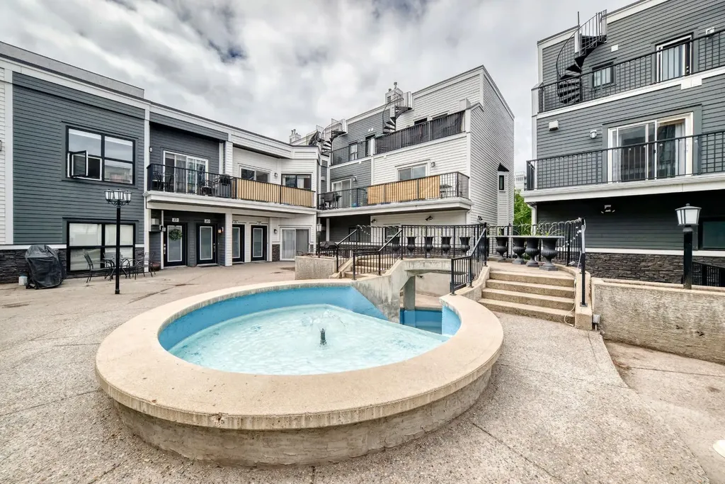605 15 Avenue SW Calgary AB T2R 0R4