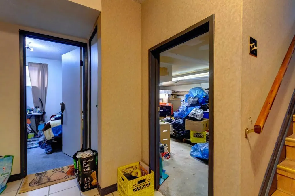 2009 41 Street SE Calgary AB T2B 1C5