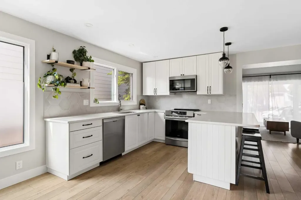 76 Ranchridge Way NW Calgary AB T3G 1Z9