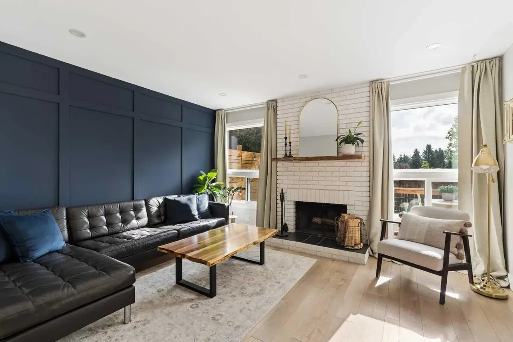 76 Ranchridge Way NW Calgary AB T3G 1Z9