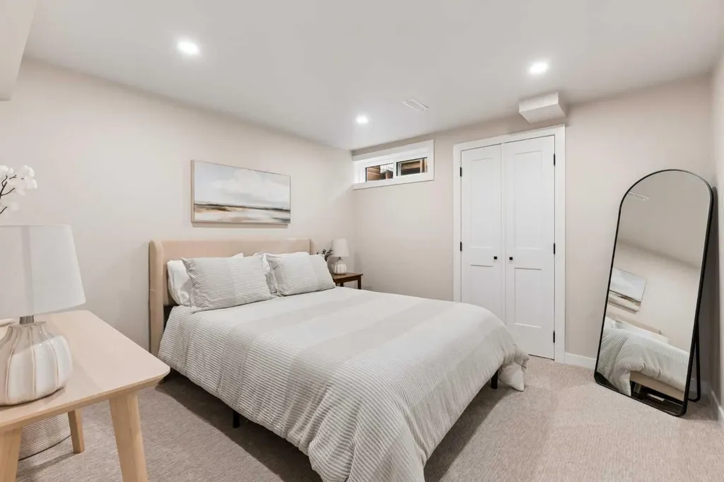 76 Ranchridge Way NW Calgary AB T3G 1Z9