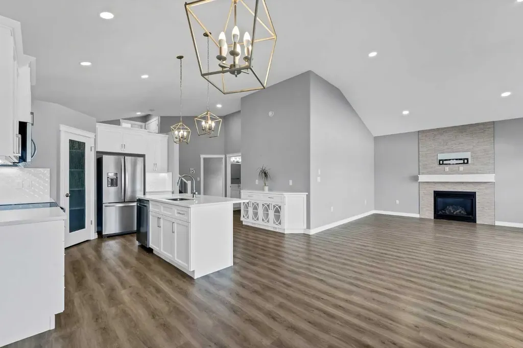 127 Hamptons Crescent SE Medicine Hat AB T1B0P4