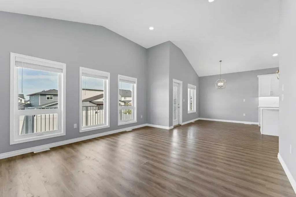 127 Hamptons Crescent SE Medicine Hat AB T1B0P4