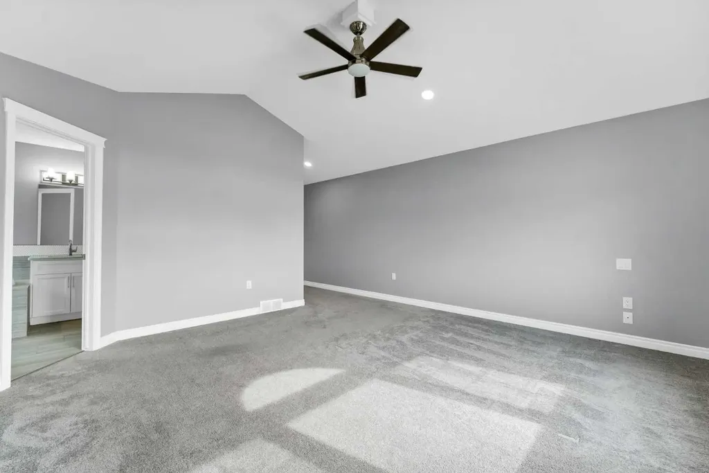 127 Hamptons Crescent SE Medicine Hat AB T1B0P4