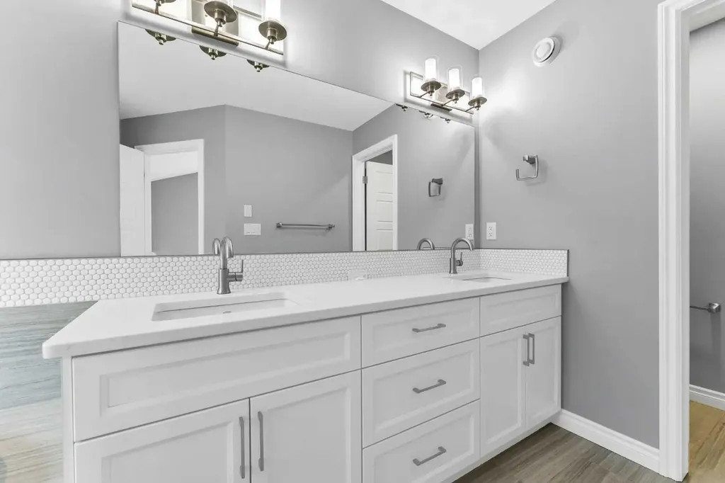127 Hamptons Crescent SE Medicine Hat AB T1B0P4
