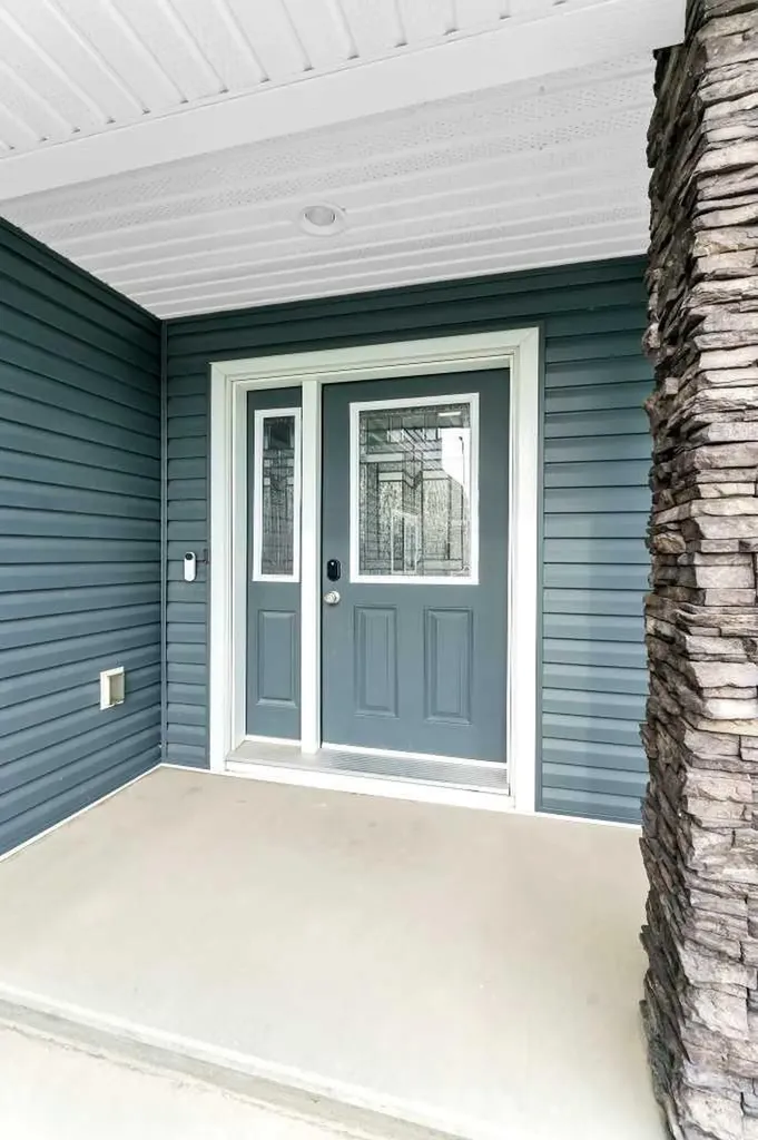 127 Hamptons Crescent SE Medicine Hat AB T1B0P4