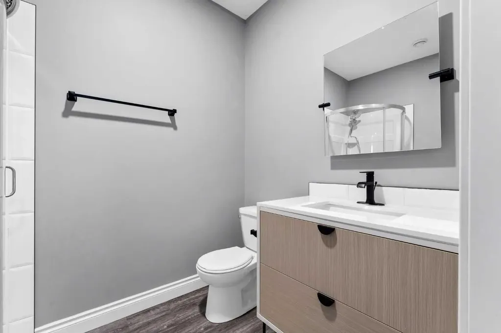 127 Hamptons Crescent SE Medicine Hat AB T1B0P4
