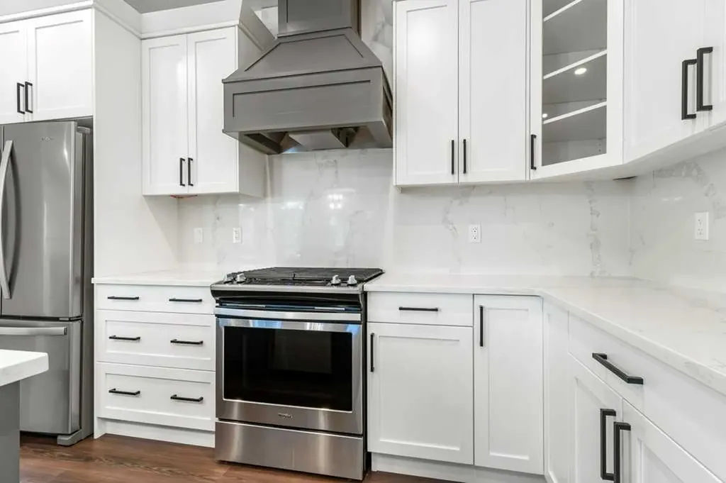 3902 46 Street Red Deer AB T4N 1M1