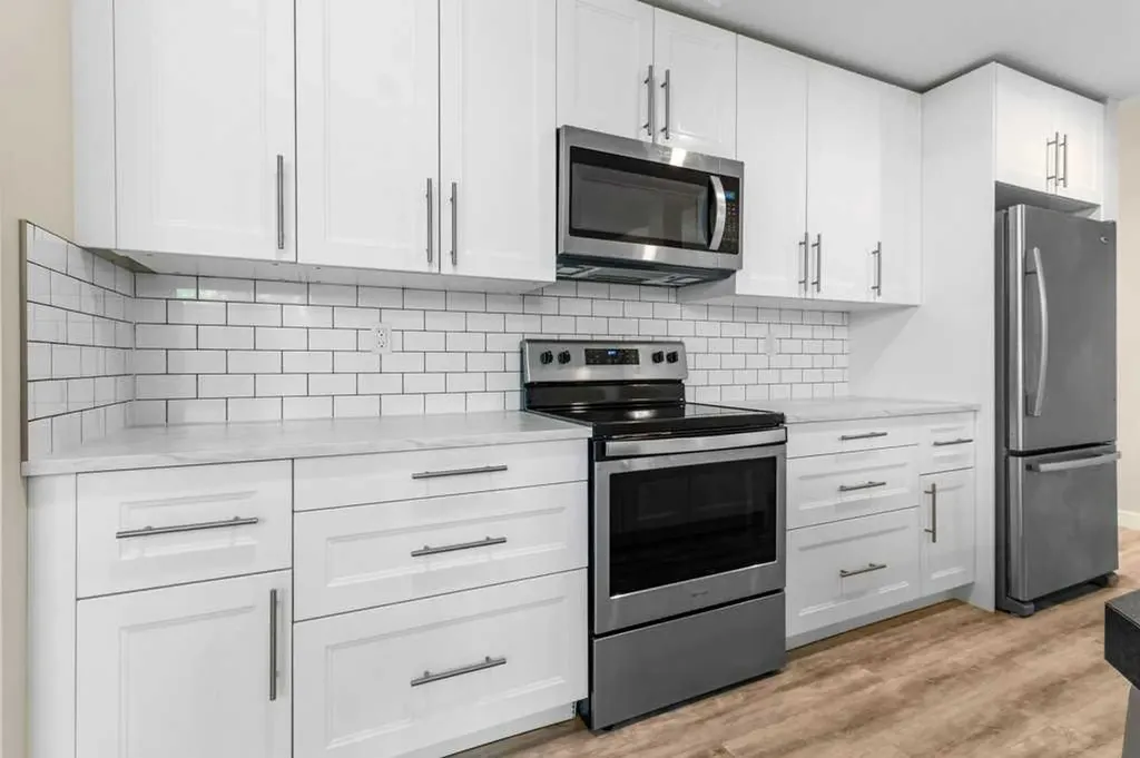 3902 46 Street Red Deer AB T4N 1M1