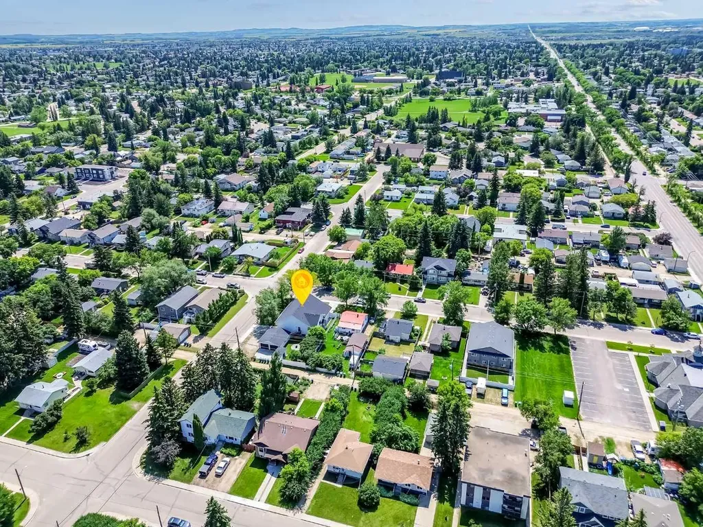 3902 46 Street Red Deer AB T4N 1M1