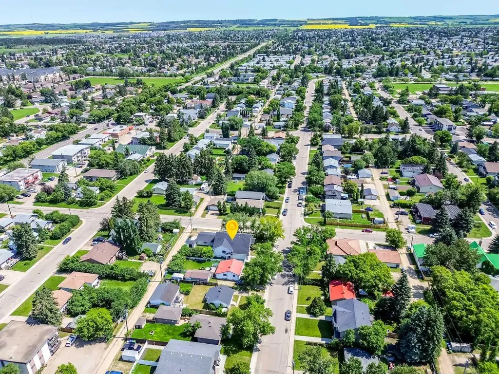3902 46 Street Red Deer AB T4N 1M1