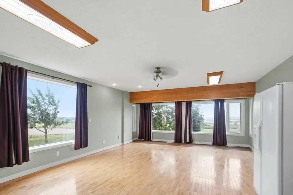 72077 Twp Road 714a Dimsdale AB T8W 5J7