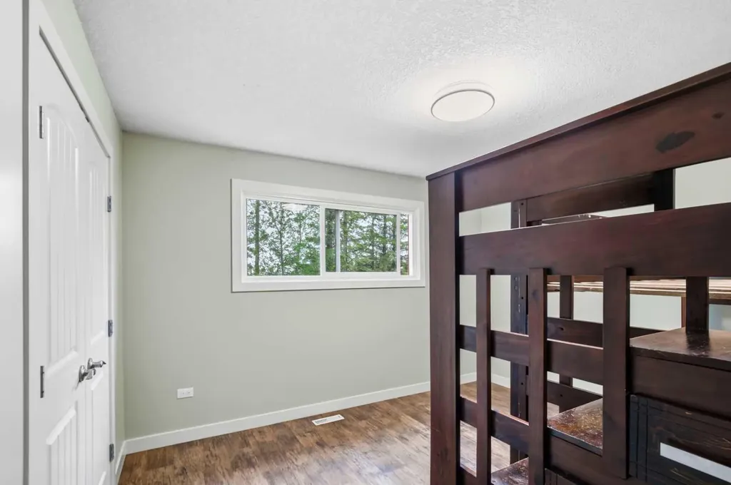 72077 Twp Road 714a Dimsdale AB T8W 5J7